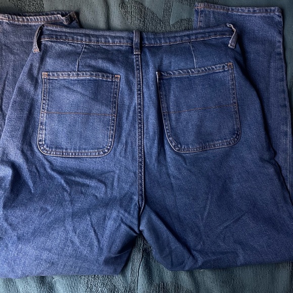 Ski-Hi Straight Jeans - Picture 3 of 4